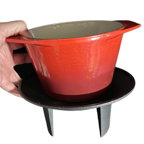 Le Creuset cast Iron fondue pot - Picture 1 of 4